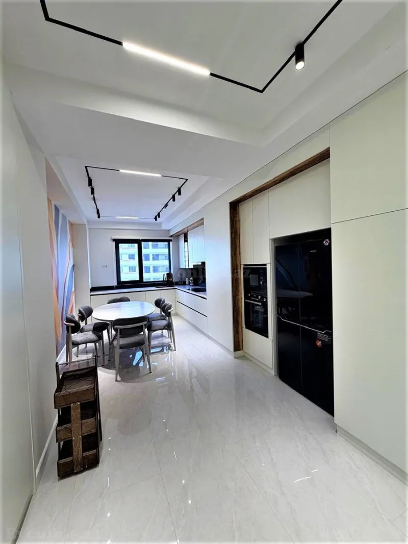 Kirayə verilir 4 otaqlı Mənzil Yeni tikili 250 m² Xətai r. - şəkil 18