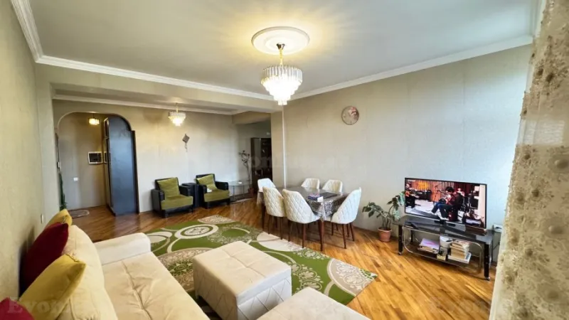 Satılır 2 otaqlı Mənzil Yeni tikili 94 m² Neftçilər m. - şəkil 4