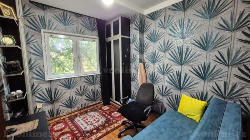 Satılır 2 otaqlı Mənzil Köhnə tikili 69 m² Yasamal - şəkil 2