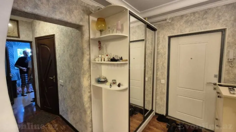 Satılır 2 otaqlı Mənzil Köhnə tikili 69 m² Yasamal - şəkil 5