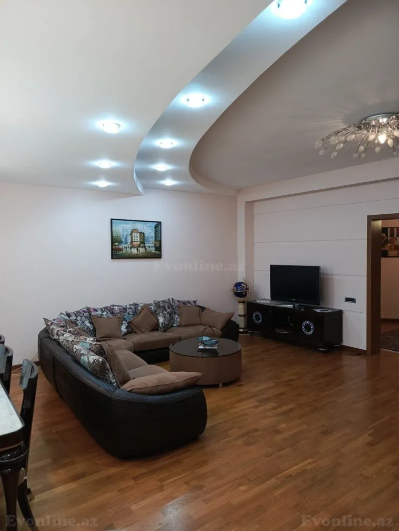 Satılır 4 otaqlı Mənzil Yeni tikili 185 m² 8-ci kilometr - şəkil 2