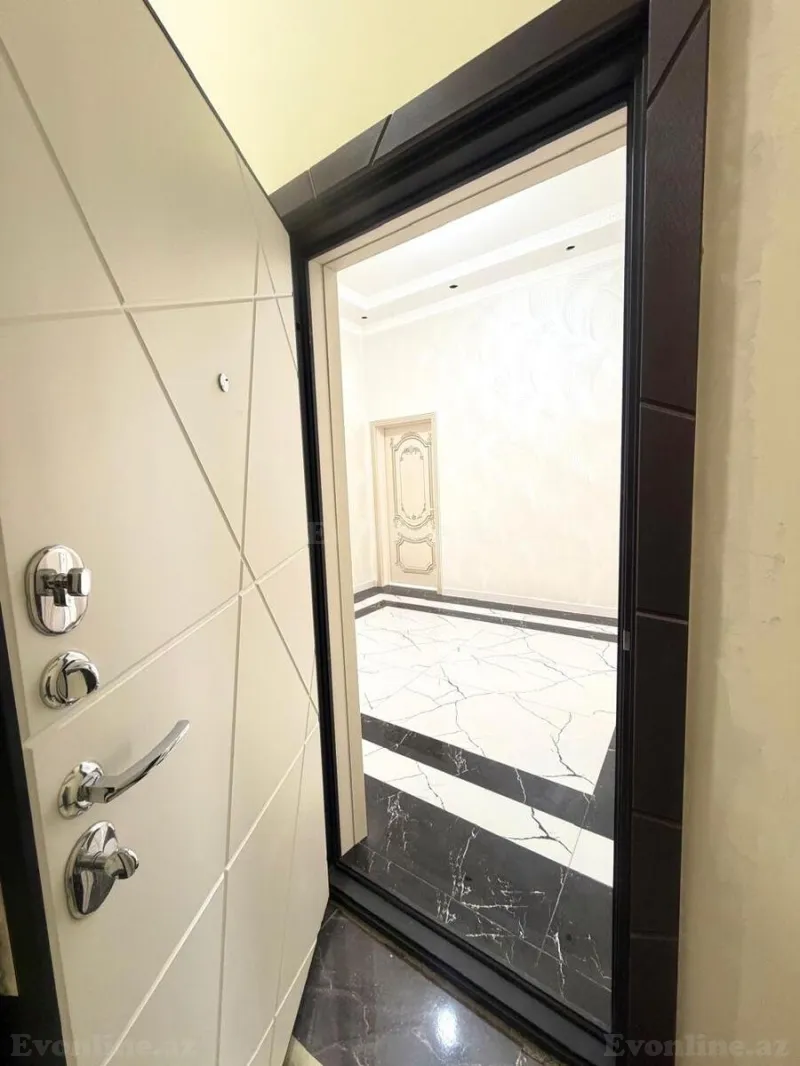 Satılır 2 otaqlı Mənzil Yeni tikili 81 m² Qara Qarayev m. - şəkil 2