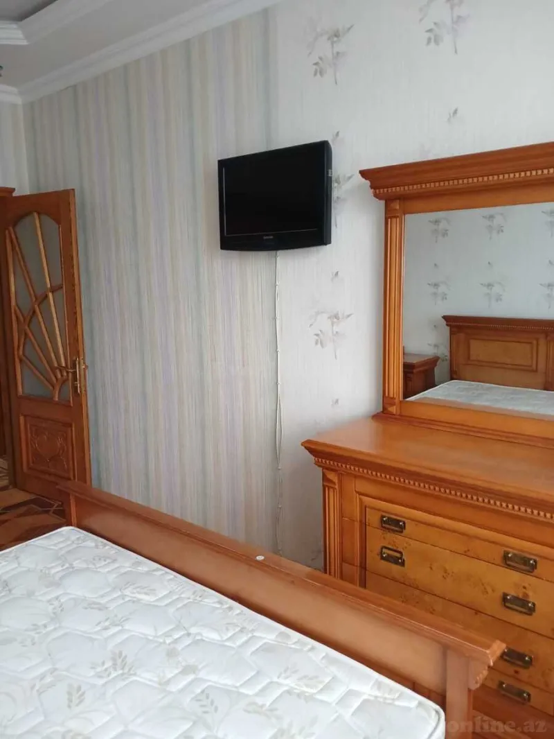 Kirayə verilir 2 otaqlı Mənzil Köhnə tikili 87 m² 8-ci mikrorayon - şəkil 3