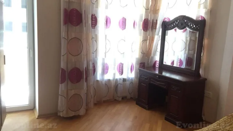 Satılır 3 otaqlı Mənzil Yeni tikili 130 m² Nəsimi r. - şəkil 8