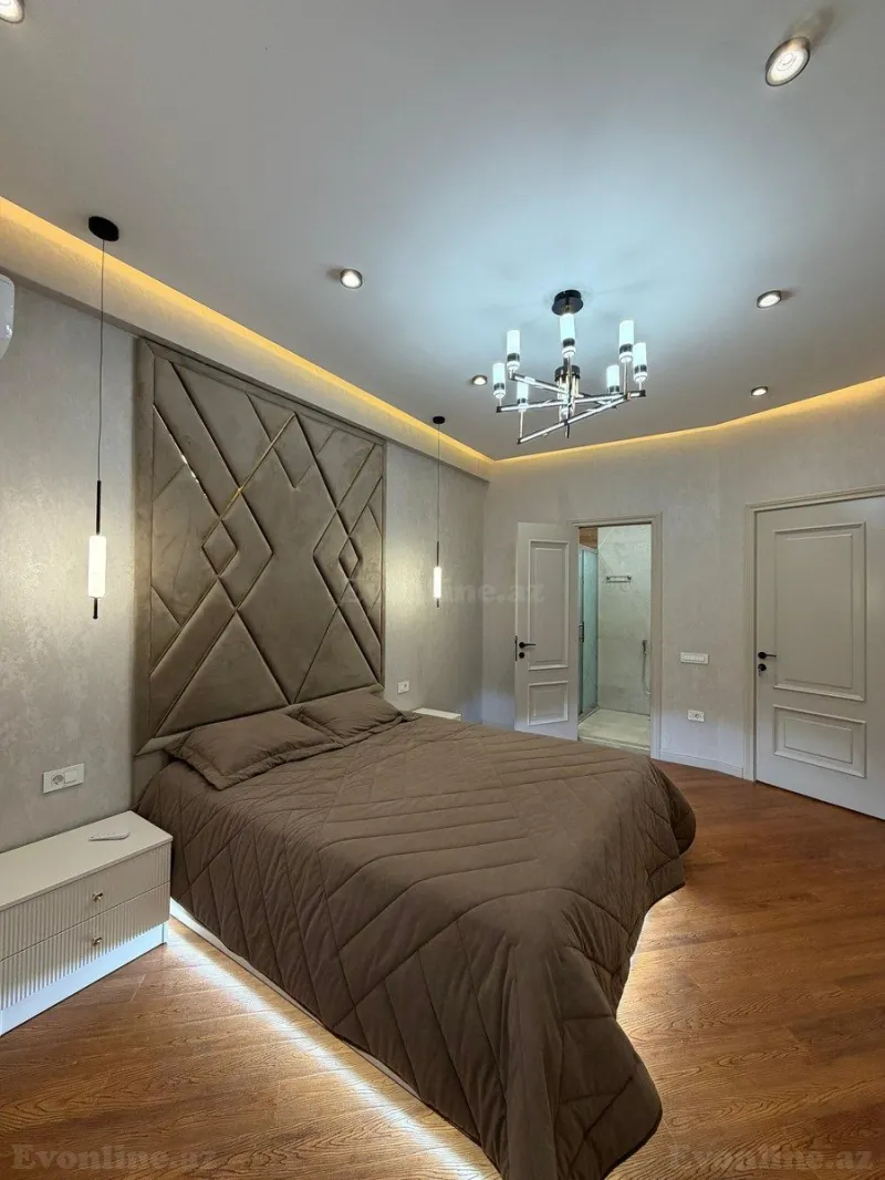 Satılır 4 otaqlı Mənzil Yeni tikili 145 m² 8 Noyabr m. - şəkil 14