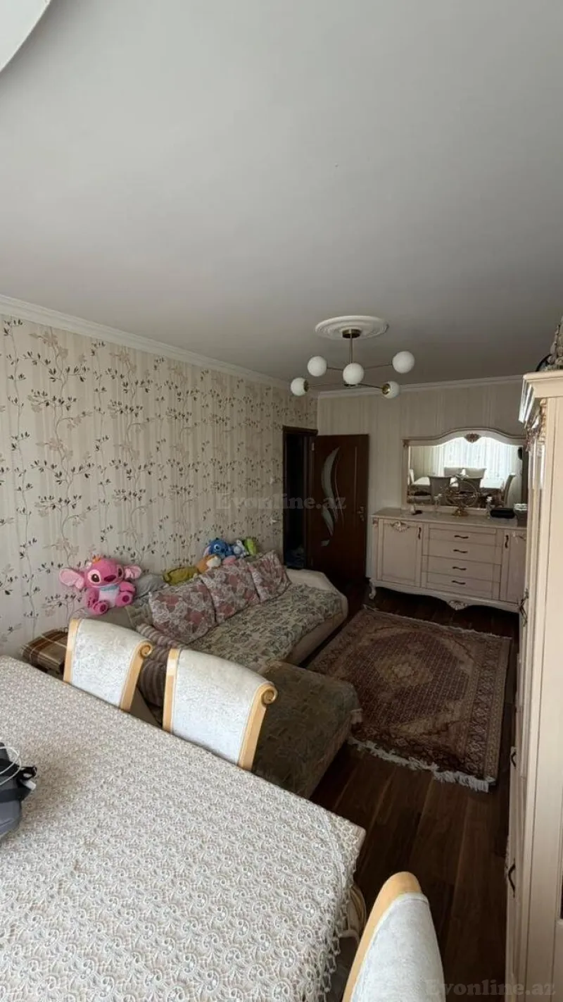 Satılır 2 otaqlı Mənzil Köhnə tikili 60 m² 8 Noyabr m. - şəkil 3