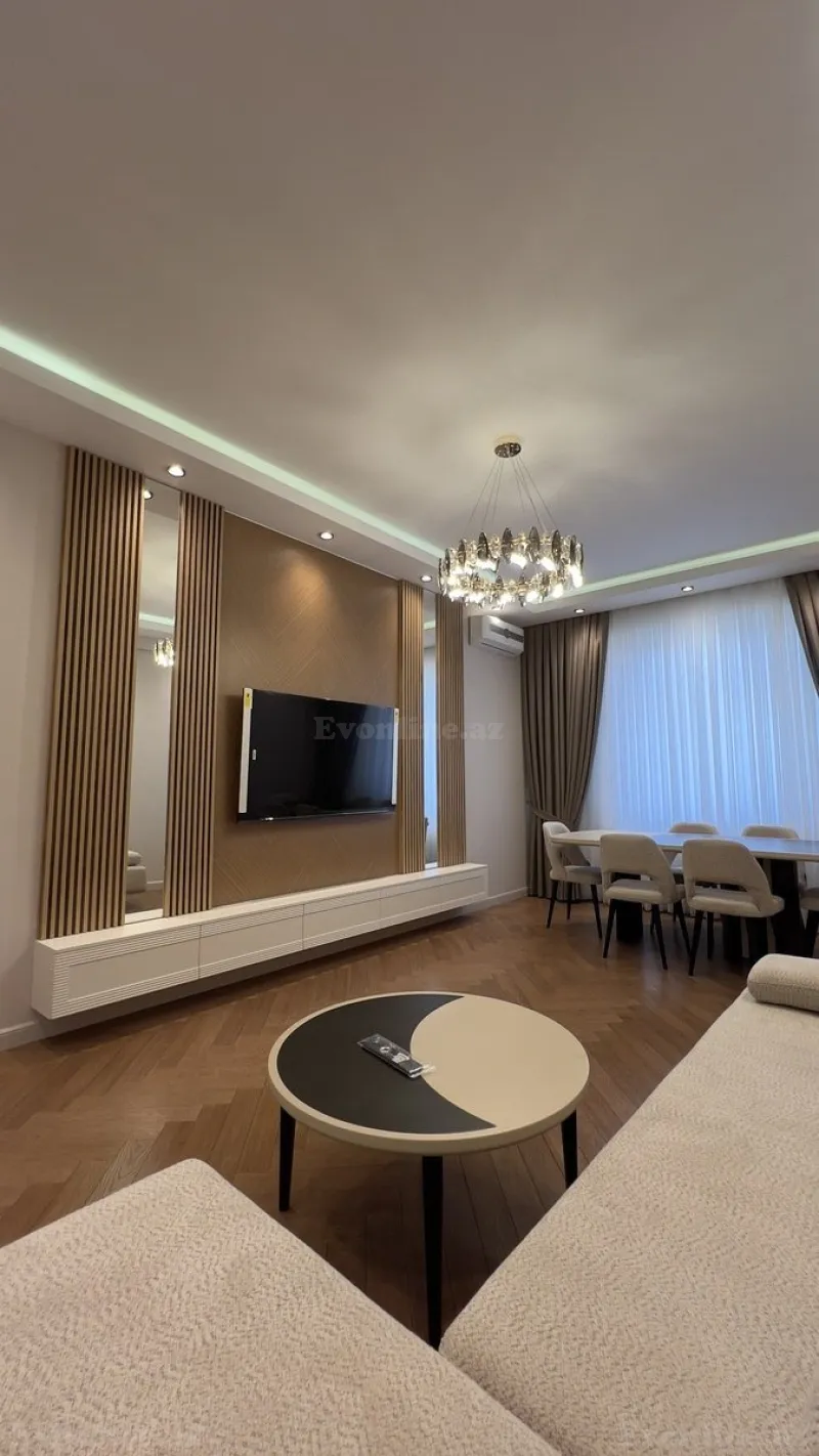 Satılır 3 otaqlı Mənzil Yeni tikili 120 m² Elmlər Akademiyası m. - şəkil 3