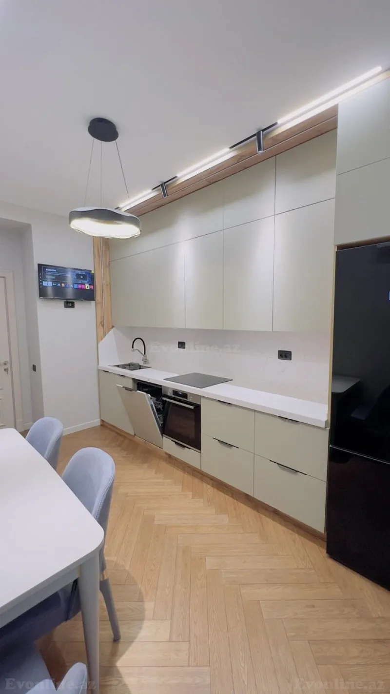 Satılır 3 otaqlı Mənzil Yeni tikili 120 m² Elmlər Akademiyası m. - şəkil 10