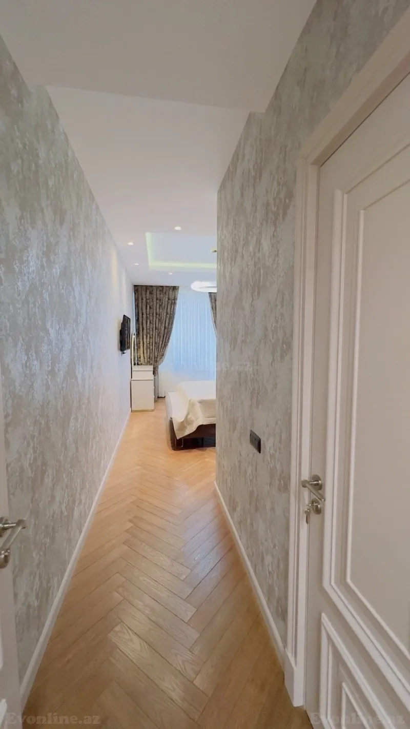 Satılır 3 otaqlı Mənzil Yeni tikili 120 m² Elmlər Akademiyası m. - şəkil 16