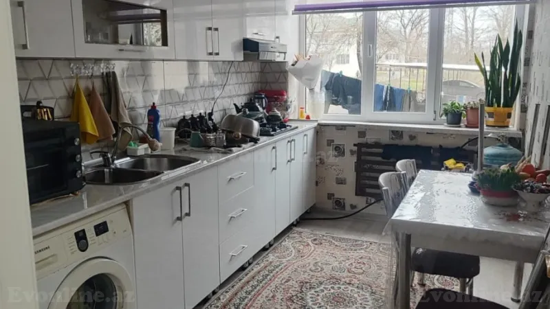 Satılır 3 otaqlı Mənzil Köhnə tikili 70 m² Böyükşor - şəkil 2