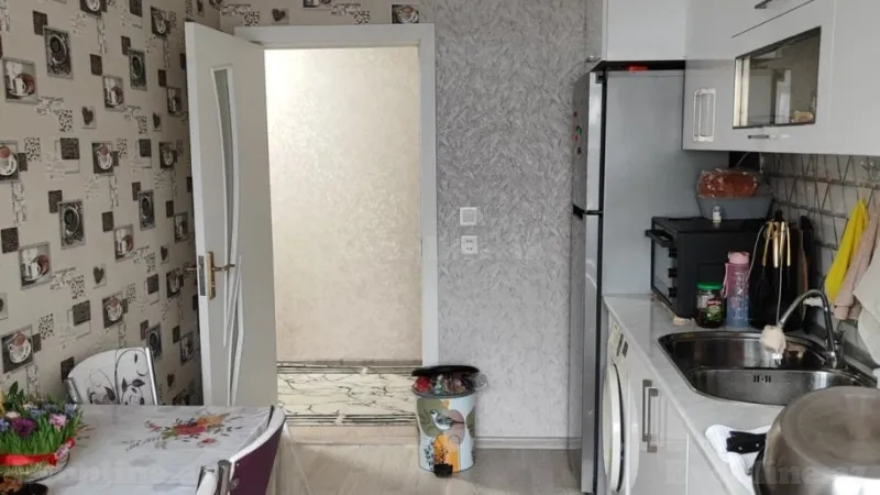 Satılır 3 otaqlı Mənzil Köhnə tikili 70 m² Böyükşor - şəkil 3