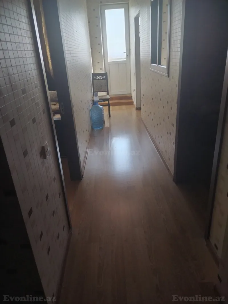 Satılır 3 otaqlı Mənzil Yeni tikili 71 m² 4-cü mikrorayon - şəkil 2