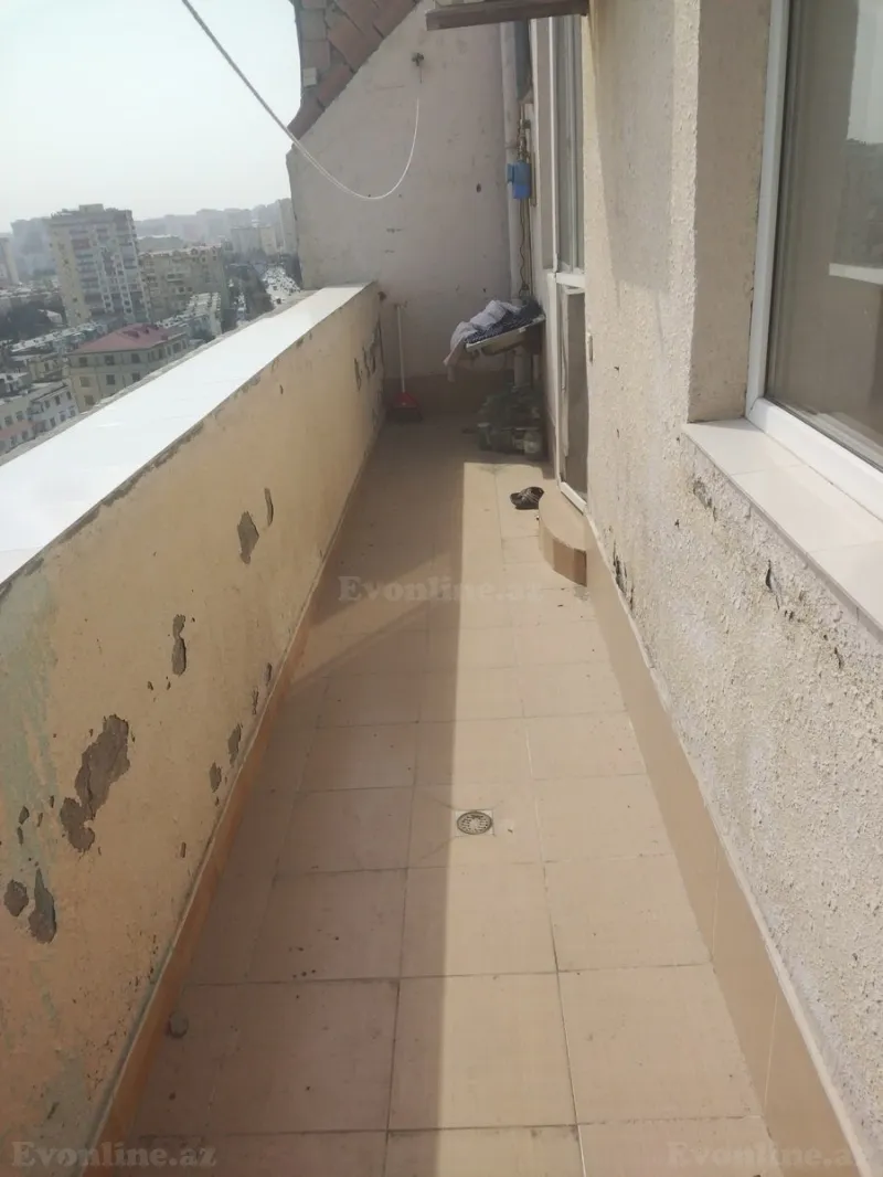 Satılır 3 otaqlı Mənzil Yeni tikili 71 m² 4-cü mikrorayon - şəkil 3