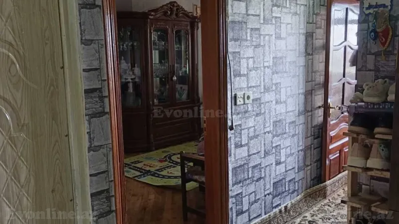 Satılır 2 otaqlı Mənzil Köhnə tikili 60 m² Suraxanı r. - şəkil 4