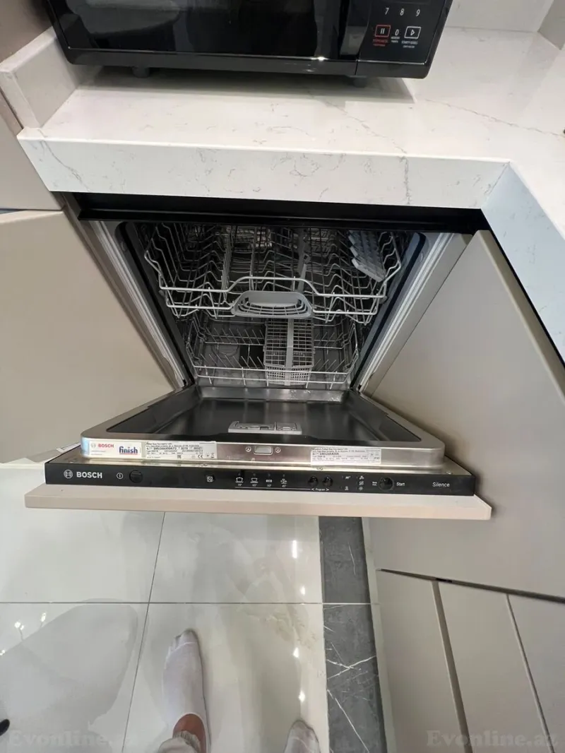 Kirayə verilir 3 otaqlı Mənzil Yeni tikili 105 m² Xətai r. - şəkil 13