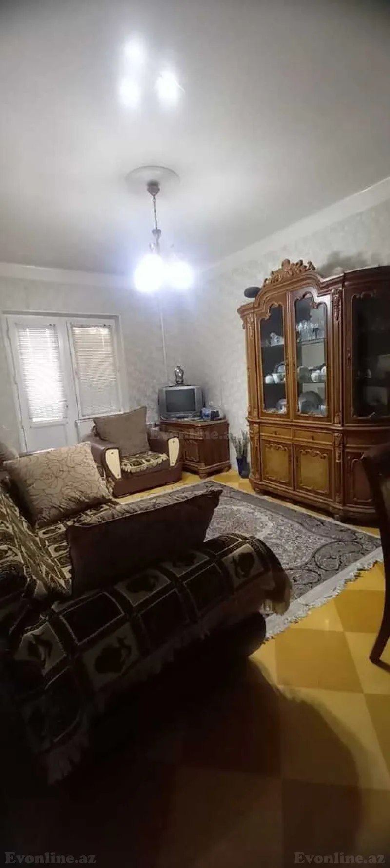 Satılır 3 otaqlı Mənzil Köhnə tikili 85 m² 8-ci mikrorayon - şəkil 2