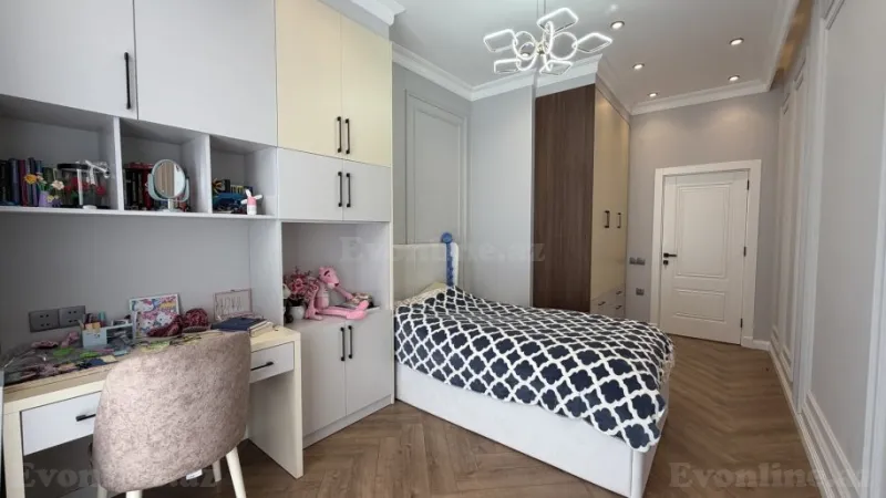 Satılır 4 otaqlı Mənzil Yeni tikili 131 m² Xətai r. - şəkil 14