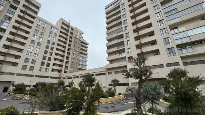 Satılır 3 otaqlı Mənzil Yeni tikili 122 m² Qara Qarayev m. - şəkil 2