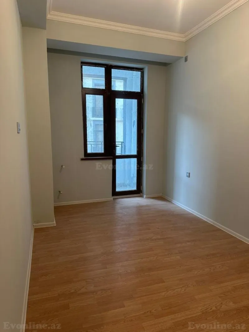 Satılır 4 otaqlı Mənzil Yeni tikili 130 m² 8 Noyabr m. - şəkil 7