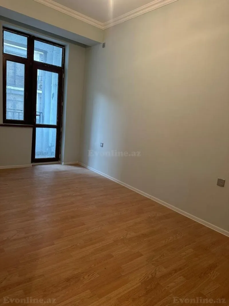 Satılır 4 otaqlı Mənzil Yeni tikili 130 m² 8 Noyabr m. - şəkil 8