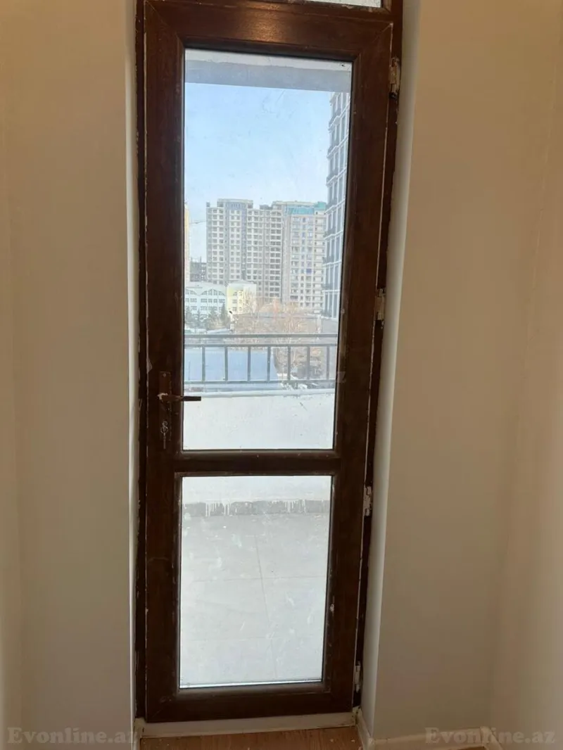 Satılır 4 otaqlı Mənzil Yeni tikili 130 m² 8 Noyabr m. - şəkil 19