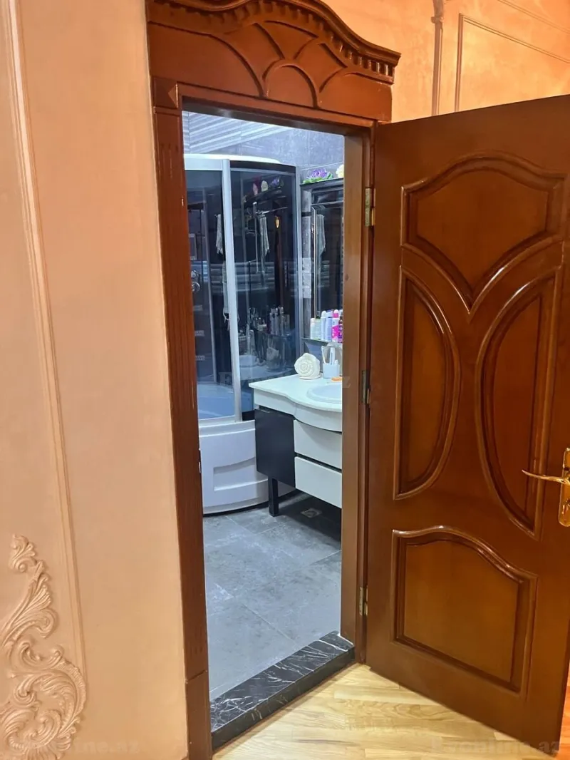 Satılır 4 otaqlı Mənzil Yeni tikili 230 m² Nizami m. - şəkil 14