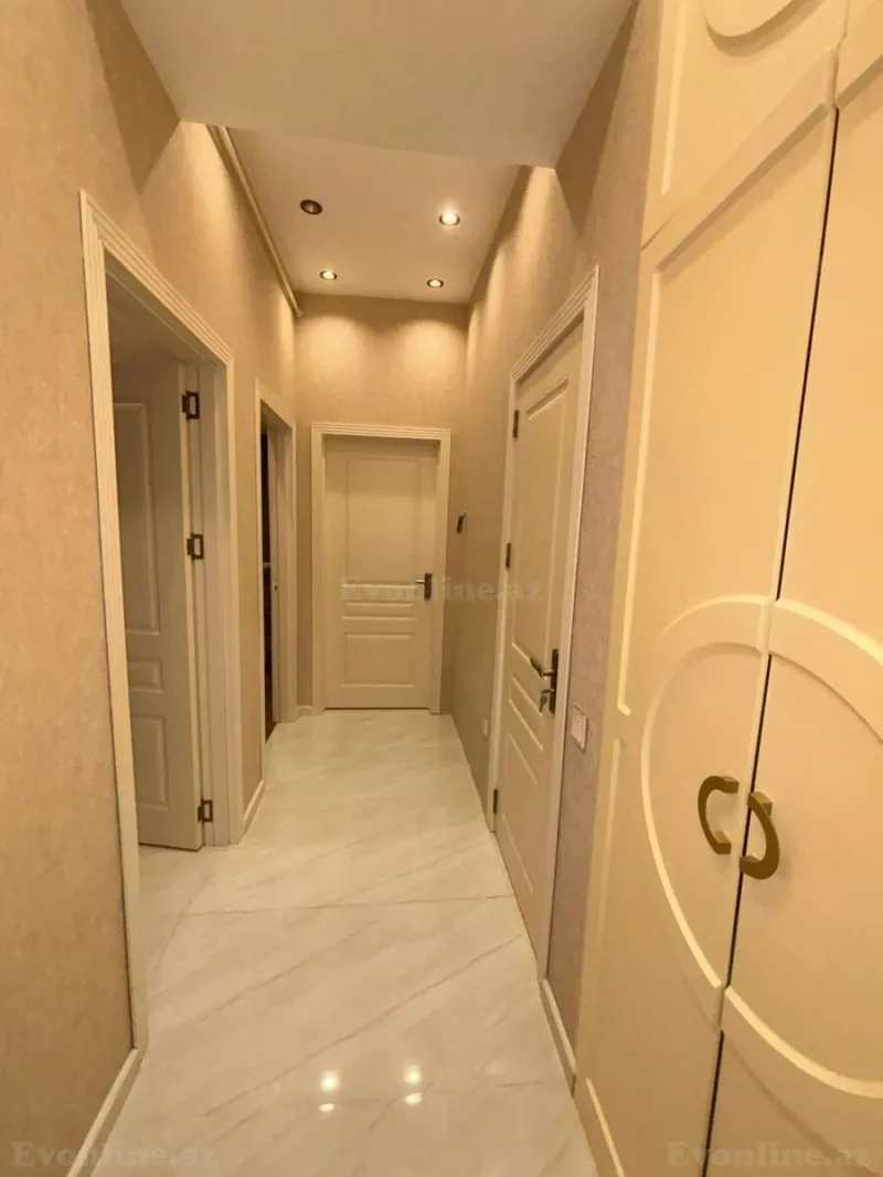 Satılır 2 otaqlı Mənzil Yeni tikili 63 m² Memar Əcəmi m. - şəkil 4