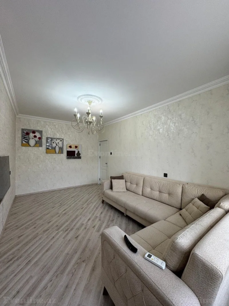 Satılır 3 otaqlı Mənzil Köhnə tikili 85 m² Əhmədli