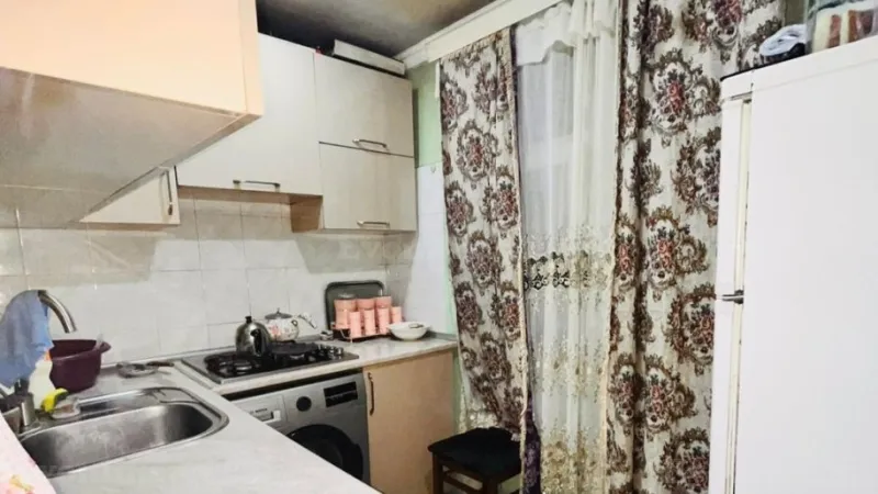 Satılır 2 otaqlı Mənzil Köhnə tikili 50 m² Bülbülə - şəkil 2