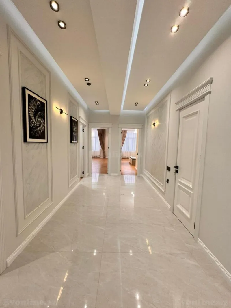 Satılır 3 otaqlı Mənzil Yeni tikili 133 m² 28 May m. - şəkil 5