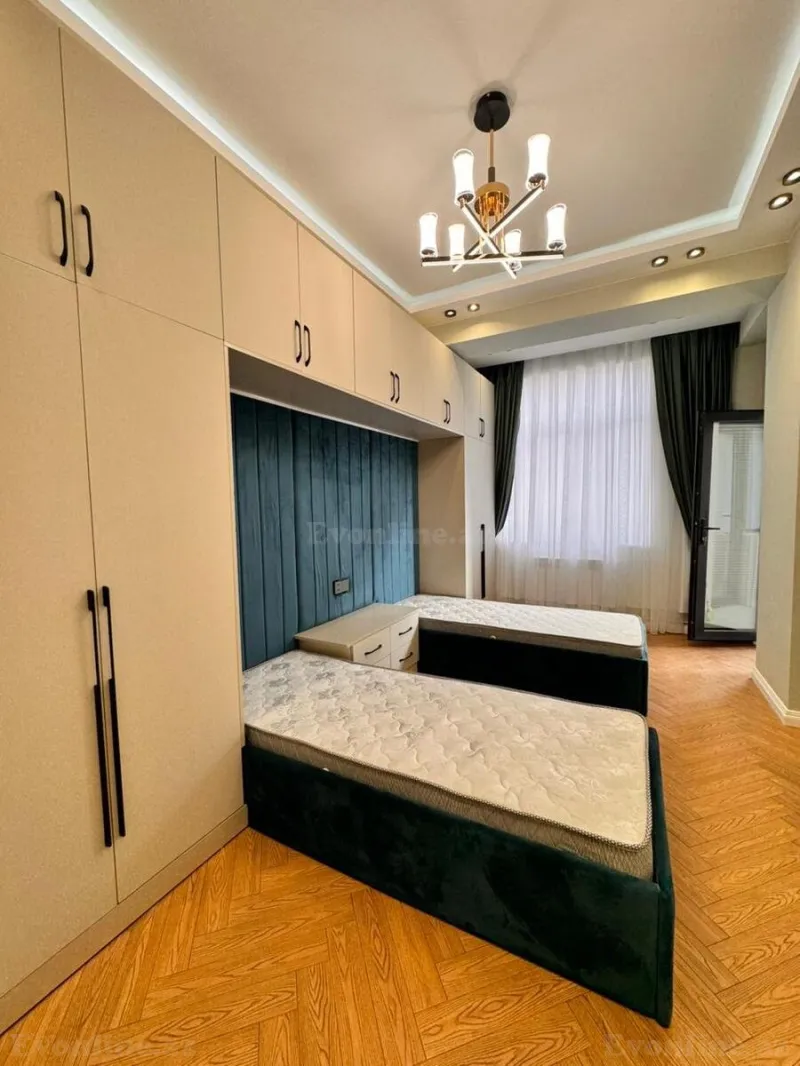 Satılır 3 otaqlı Mənzil Yeni tikili 133 m² 28 May m. - şəkil 12