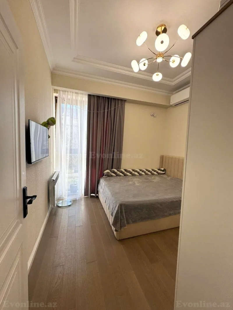 Satılır 2 otaqlı Mənzil Yeni tikili 60 m² 8 Noyabr m. - şəkil 5