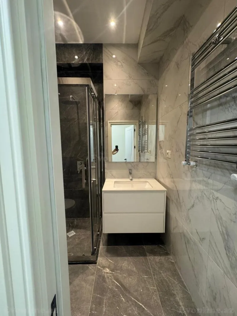 Satılır 2 otaqlı Mənzil Yeni tikili 60 m² 8 Noyabr m. - şəkil 11