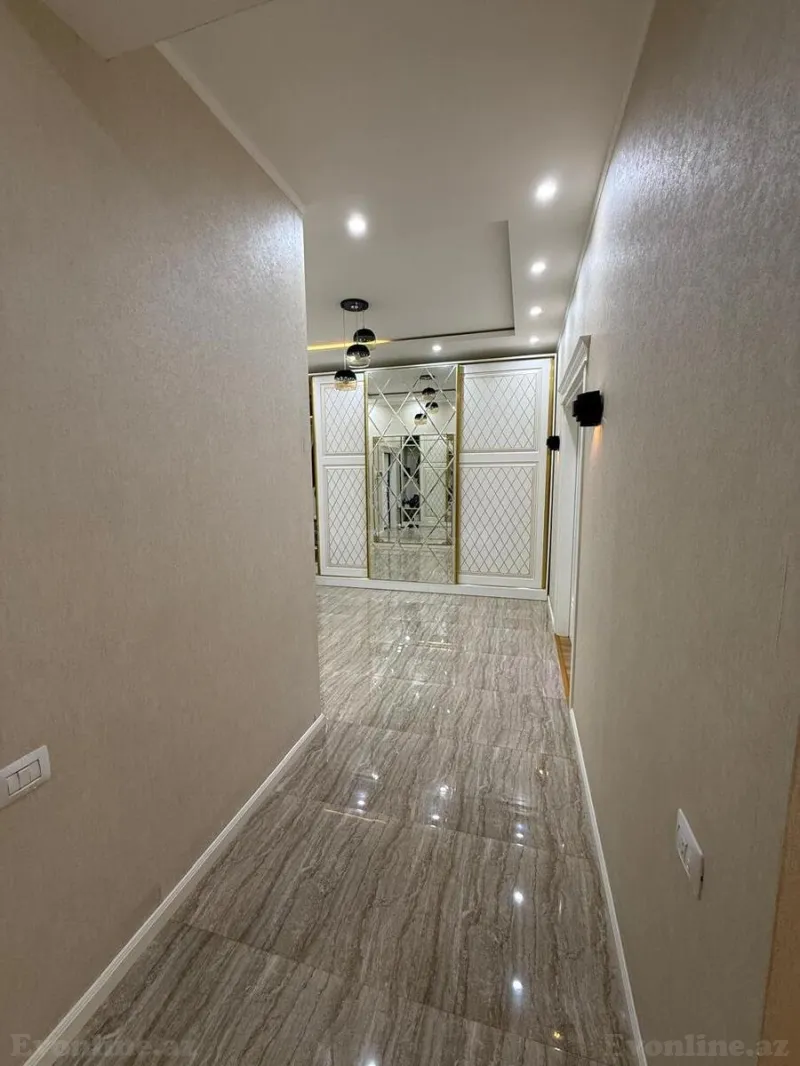 Satılır 3 otaqlı Mənzil Yeni tikili 135 m² İnşaatçılar m. - şəkil 9