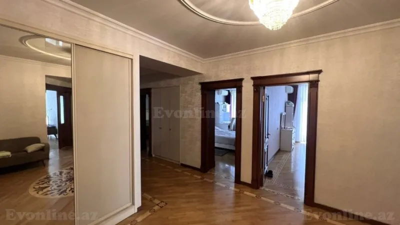 Kirayə verilir 4 otaqlı Mənzil Yeni tikili 190 m² 28 May m. - şəkil 13