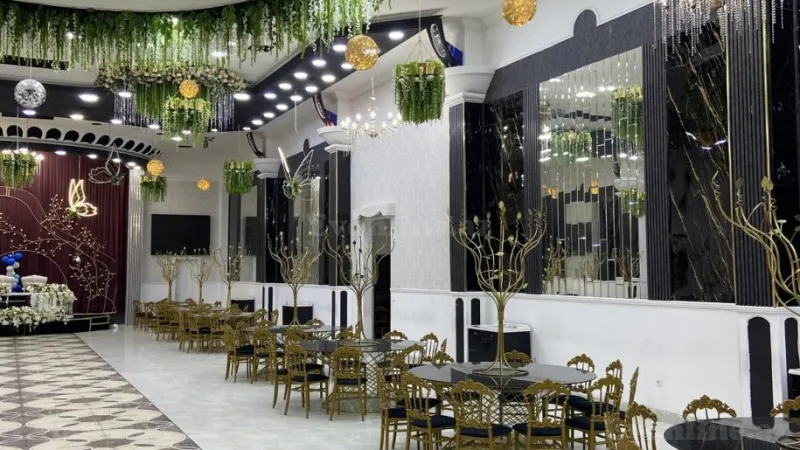 Kirayə verilir Obyekt 1250 m² Gənclik m. - şəkil 5