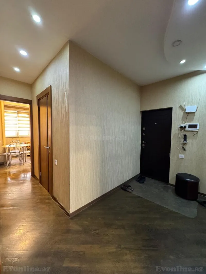 Satılır 3 otaqlı Mənzil Köhnə tikili 75 m² Xətai r. - şəkil 8