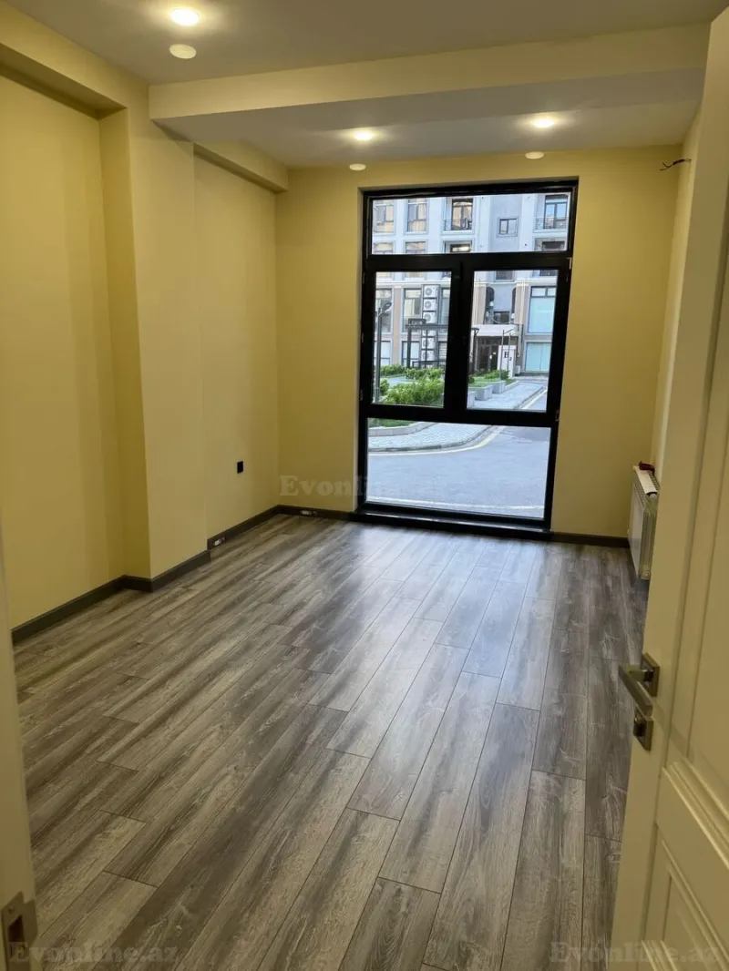 Kirayə verilir Ofis 45 m² 8 Noyabr m. - şəkil 2