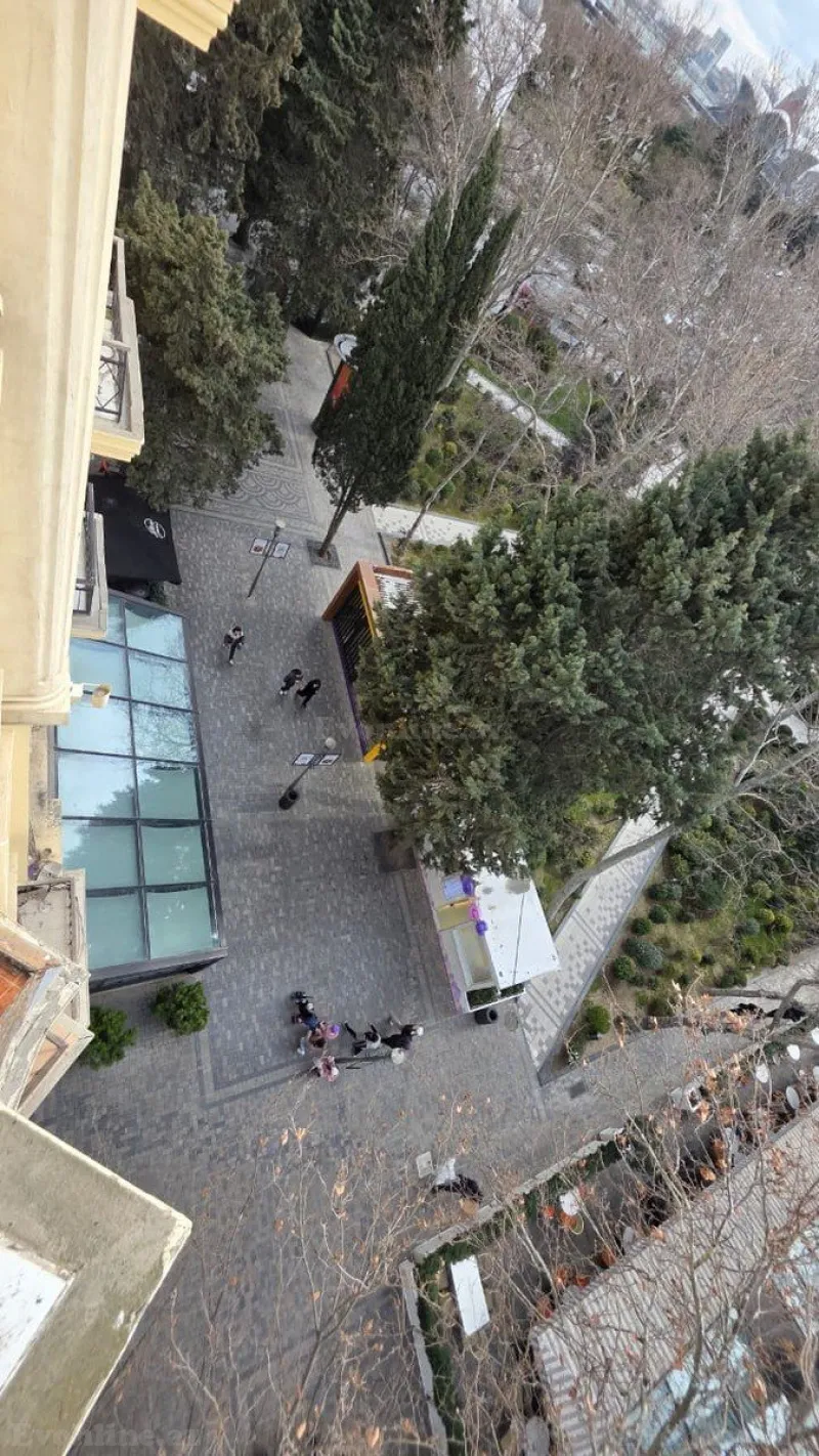 Satılır 2 otaqlı Mənzil Köhnə tikili 60 m² İçərişəhər m.