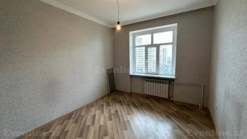 Satılır 3 otaqlı Mənzil Köhnə tikili 60 m² Xalqlar Dostluğu m. - şəkil 5