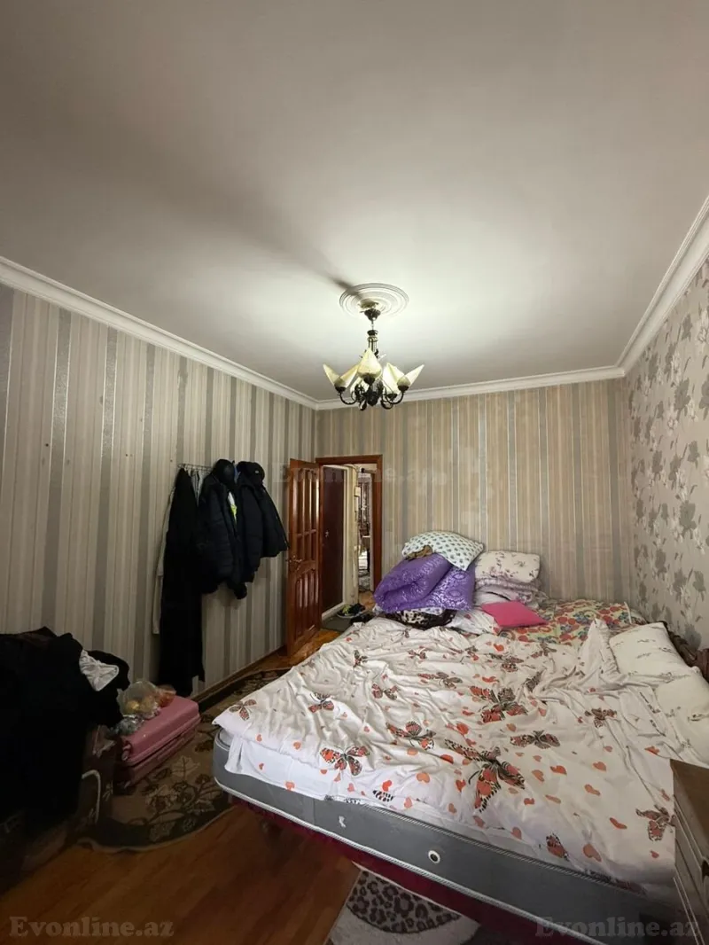 Satılır 2 otaqlı Mənzil Köhnə tikili 70 m² 8-ci mikrorayon - şəkil 11