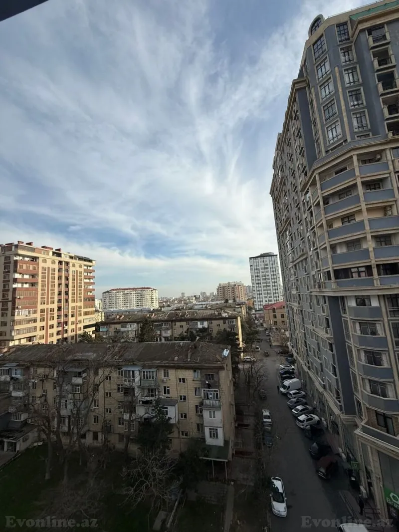 Satılır 2 otaqlı Mənzil Köhnə tikili 70 m² 8-ci mikrorayon - şəkil 18