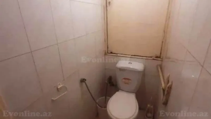 Satılır 2 otaqlı Mənzil Köhnə tikili 45 m² Gənclik m. - şəkil 4