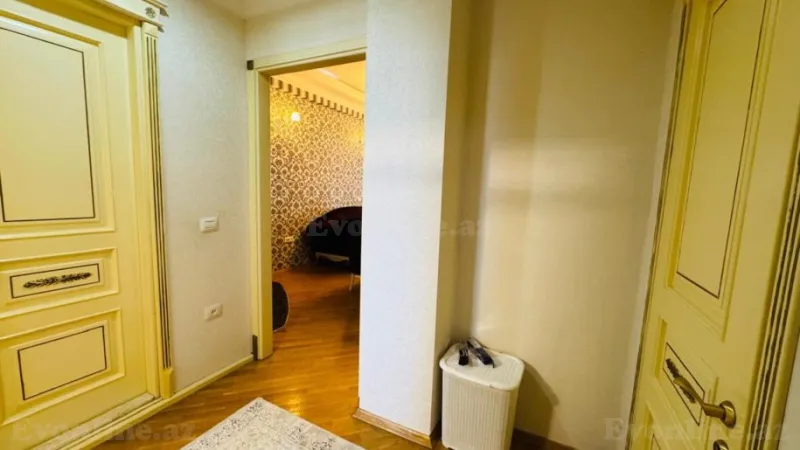 Satılır 4 otaqlı Mənzil Yeni tikili 140 m² İnşaatçılar m. - şəkil 13