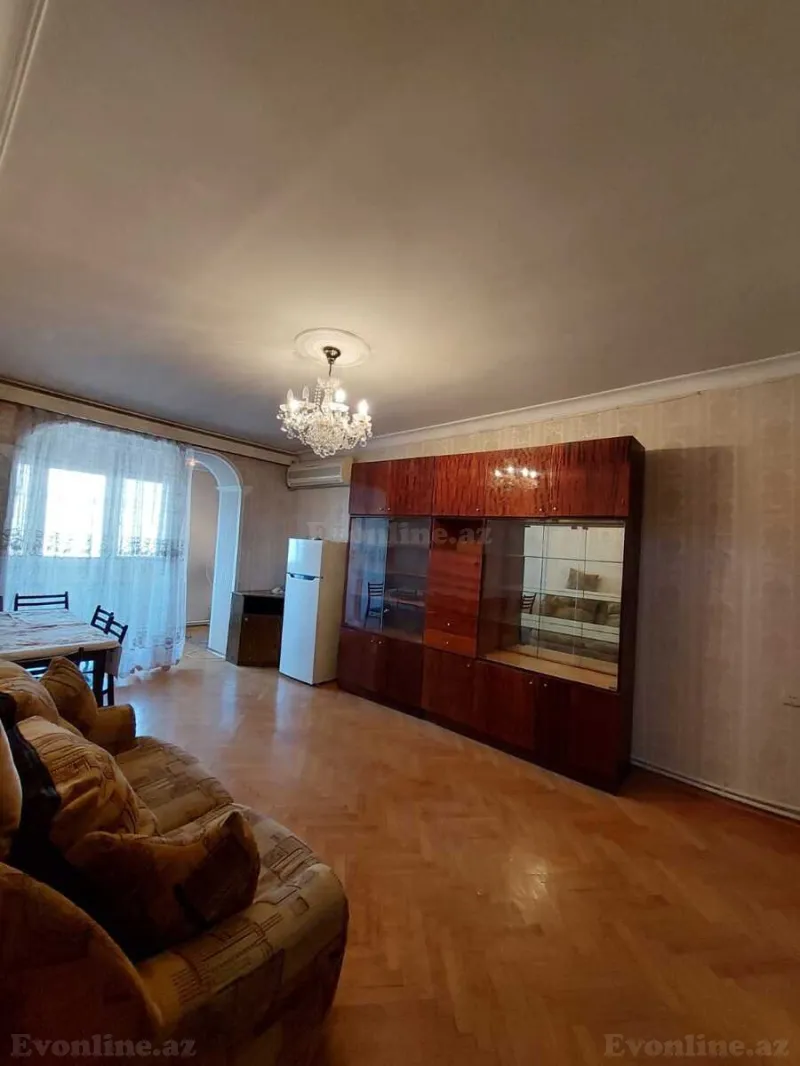 Kirayə verilir 3 otaqlı Mənzil Köhnə tikili 75 m² İnşaatçılar m. - şəkil 3