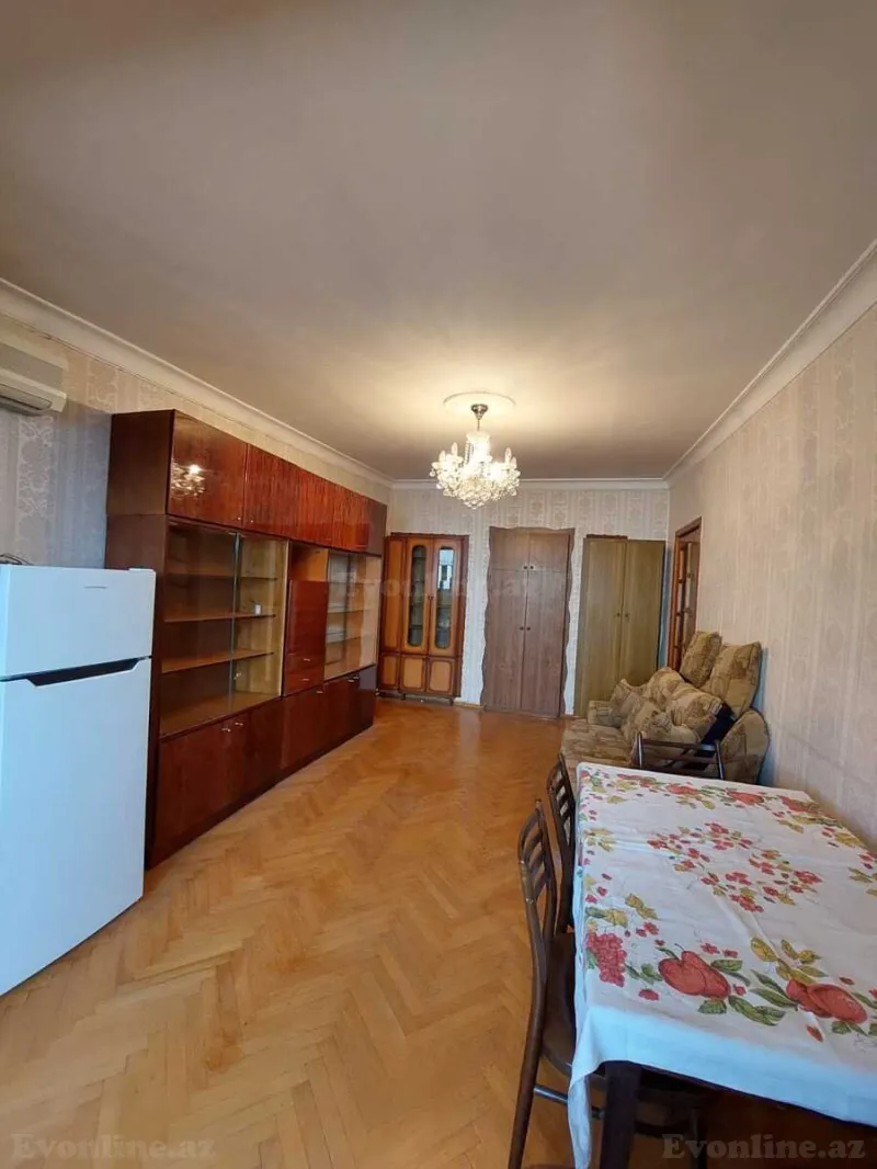 Kirayə verilir 3 otaqlı Mənzil Köhnə tikili 75 m² İnşaatçılar m. - şəkil 6