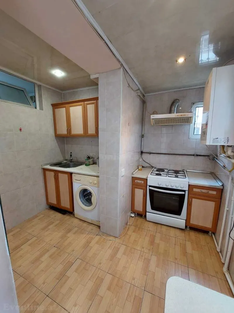 Kirayə verilir 3 otaqlı Mənzil Köhnə tikili 75 m² İnşaatçılar m. - şəkil 8