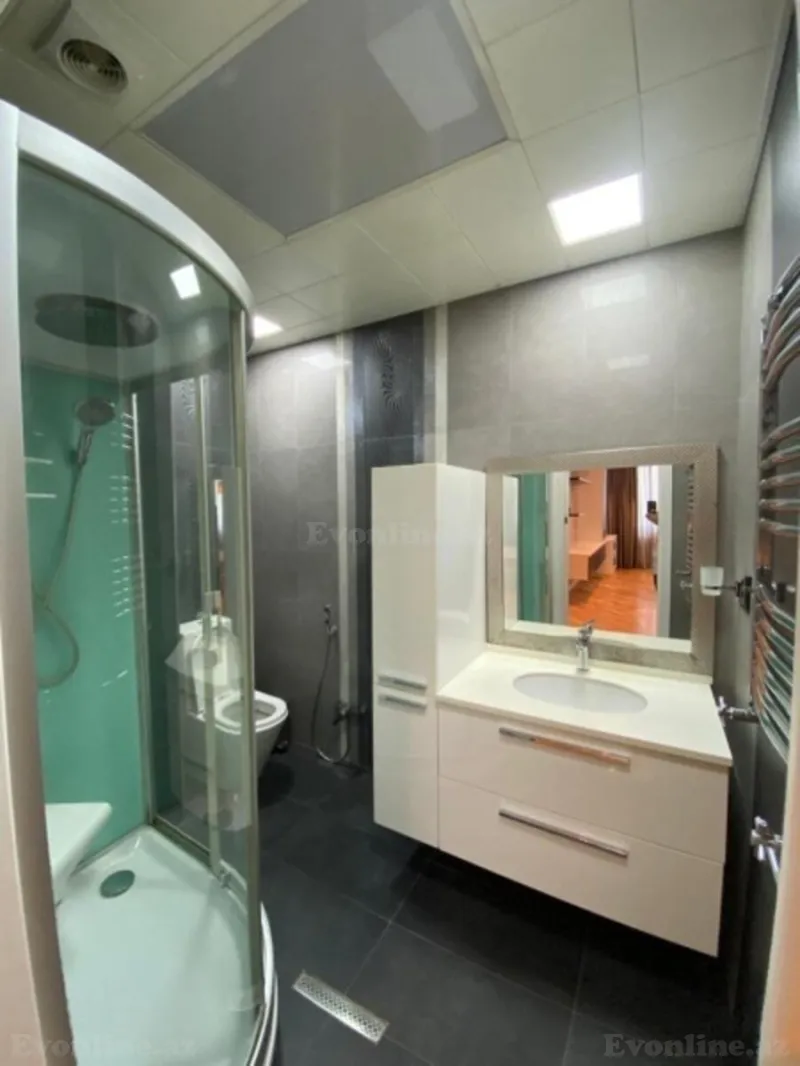 Kirayə verilir 4 otaqlı Mənzil Yeni tikili 175 m² Elmlər Akademiyası m. - şəkil 17