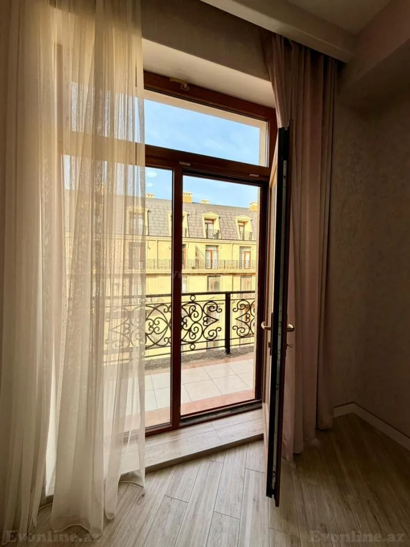 Kirayə verilir 2 otaqlı Mənzil Yeni tikili 100 m² Xətai r. - şəkil 13