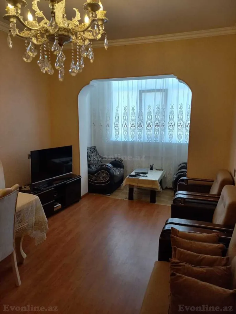 Satılır 3 otaqlı Mənzil Köhnə tikili 80 m² Əhmədli - şəkil 2